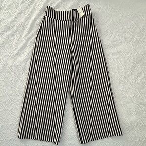 Express wide leg Striped Cropped Pants